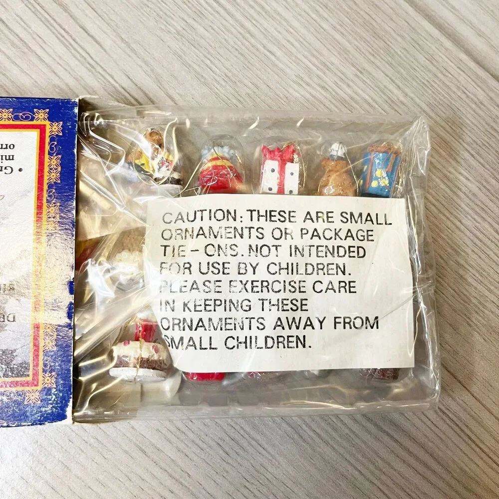 Vintage Set of 18 Birthday Miniature Ornaments Gift Package Tie On Polystone NIB - Picture 3 of 4